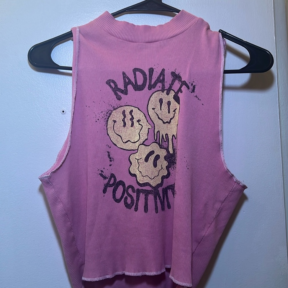 sleeveless top pink positivity
